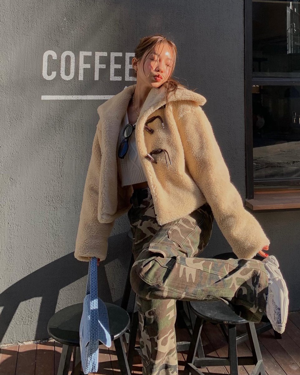 NAYARAMDRS's tweet photo. 涙を流すことで、少しは心が軽くなるのかな。 🌧️
bPAZo https://t.co/JEZbEp8jWS