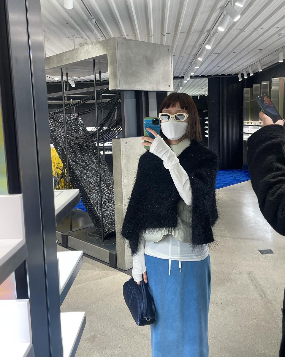 Malditorumbo's tweet photo. 朝起きる瞬間の『あと5分だけ…』の魔力は異常だと思う。心に留めておきたい言葉。 🎉
uSML https://t.co/DboaCaODSf