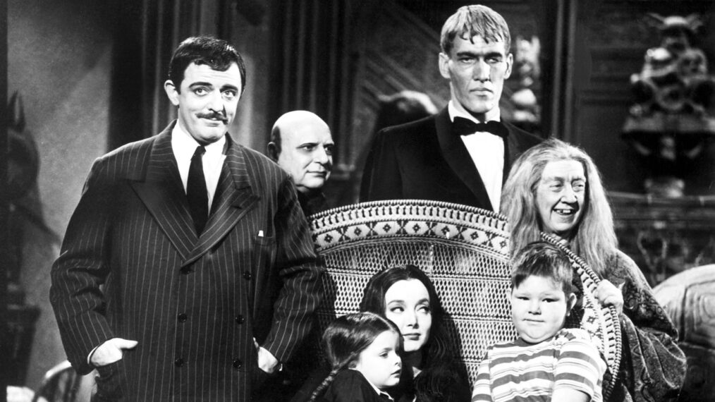 Joe_A_Blevins's tweet photo. One thing that will surprise people about the 1960s Addams Family: they're not sarcastic or snarky or hateful. They're eccentric and obsessed with the grotesque and morbid, but they are otherwise cheerful and friendly. They *like* people and want people to like them. https://t.co/1fzgcnT0ar