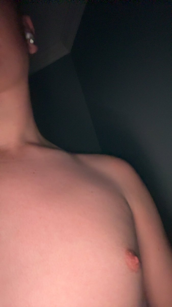 theonerandom0's tweet photo. 300 followers thanks guys...enjoy🤤😏 https://t.co/8u8pttoXVx