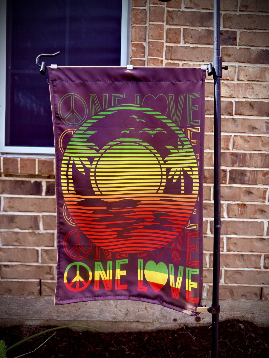 chaseisblazed's tweet photo. Our One Love flag just might be my favorite addition to the yard. 

The world could definitely use MORE LOVE 

#OneLove #Rasta #Rastafari #Rastafarian https://t.co/IjmT0orbYz
