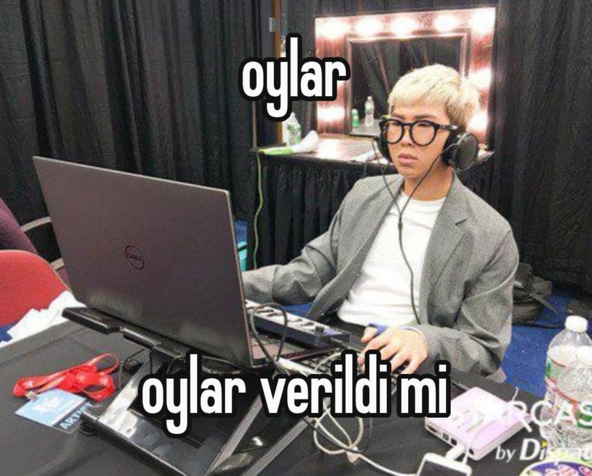 UKlY00NGI's tweet photo. mentlere bekliyorum bekletmeyin bak

I vote for #ARIASBTS at the 2026 ARIA Music Awards https://t.co/yXEL9RAixs