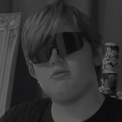 TobyBiceMusic's tweet photo. #NewProfilePic https://t.co/iqMwKnP05p