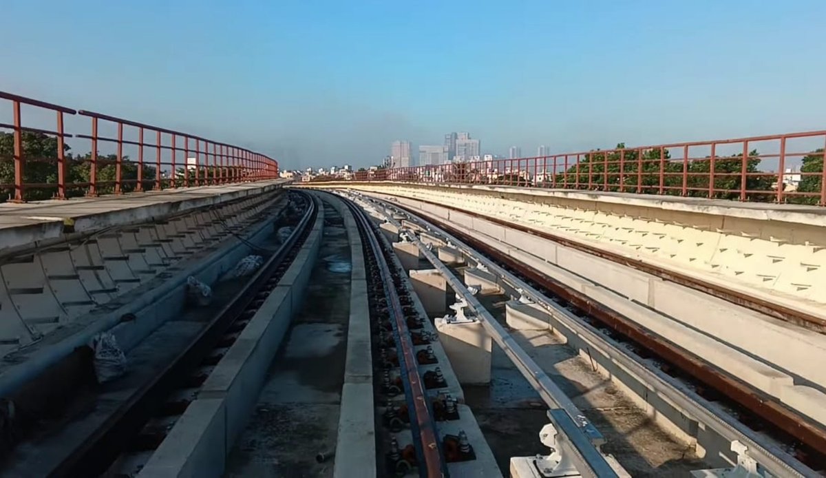MetroRailBlog tweet picture