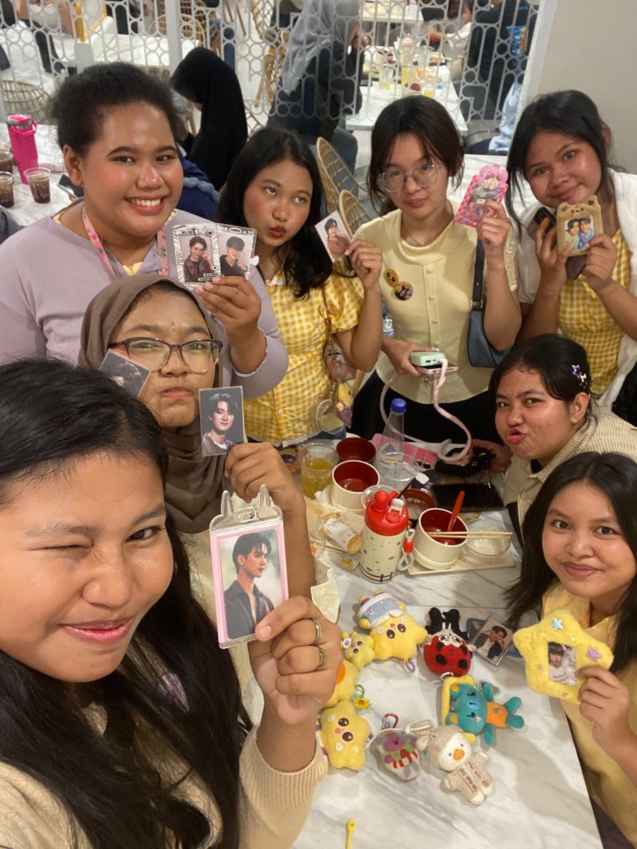 thanaboonnut09's tweet photo. trims for tudey buat temen2 yg udh sempetin dateng ke mini event akuu

#CoffeDayWithMeandBoom #Besevboom https://t.co/XX2YFCP0sV