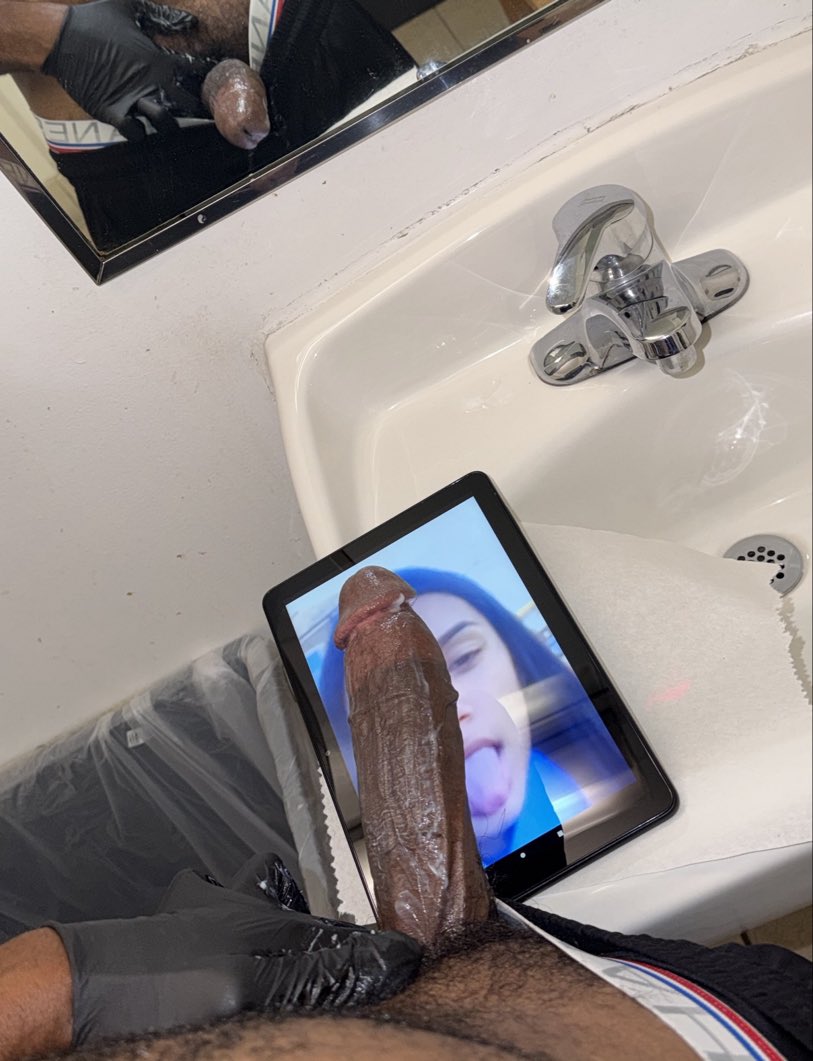 BJBeebeec's tweet photo. Big time #cocktribute BBC king! Dm to get one. https://t.co/fnkhaegBeO
