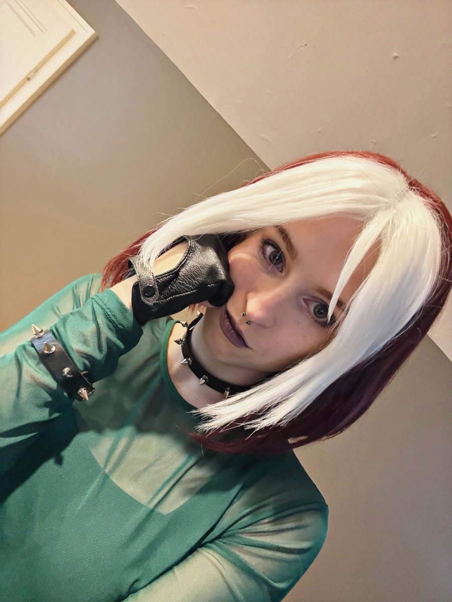mutantposting's tweet photo. *yoinks your powers* 🖤 https://t.co/myq8V7rqbE