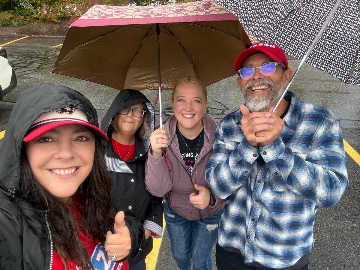 Cathy35839772's tweet photo. Nor’easter?  BRING IT ON!  A little New Hampshire weather isn’t stopping us!  We’re bundling up, hitting doors, and getting the word out because EVERY VOTE MATTERS! https://t.co/BSAoo4lqzB