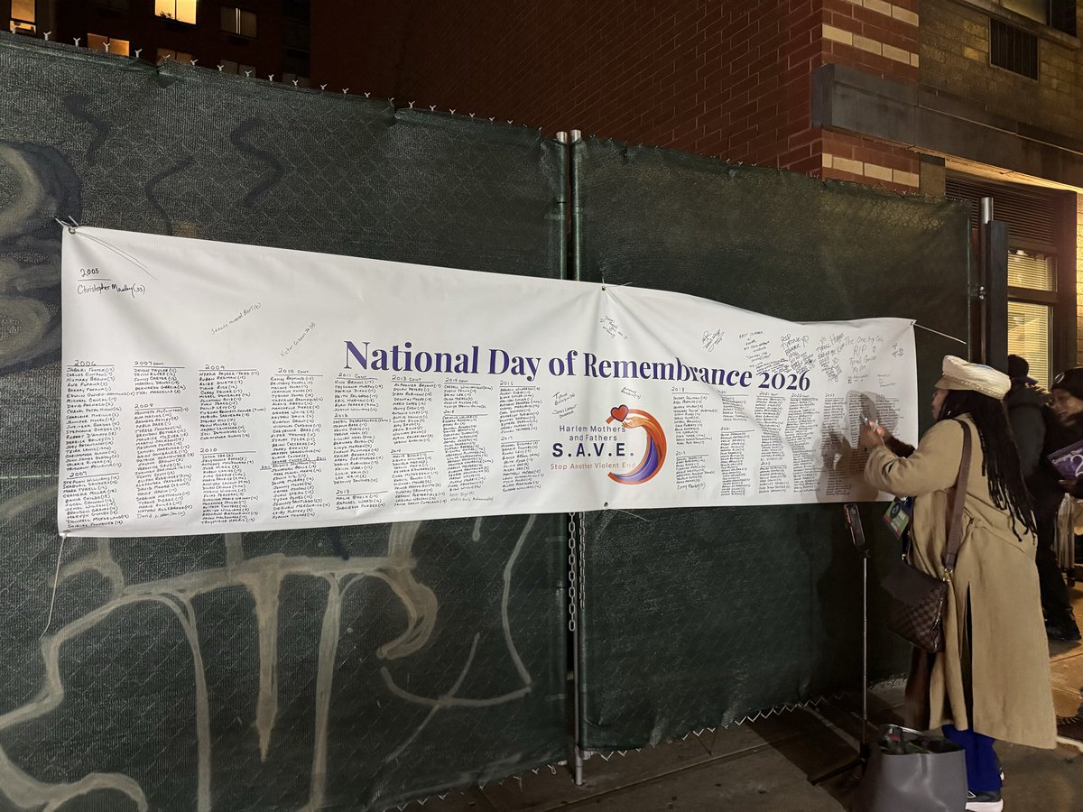 ManhattanDA's tweet photo. Yesterday on the National Day of Remembrance for Murder Victims, D.A. Bragg joined @MothersSaveNYC to honor the lives of those tragically lost to violence. https://t.co/XslJM3IFFN