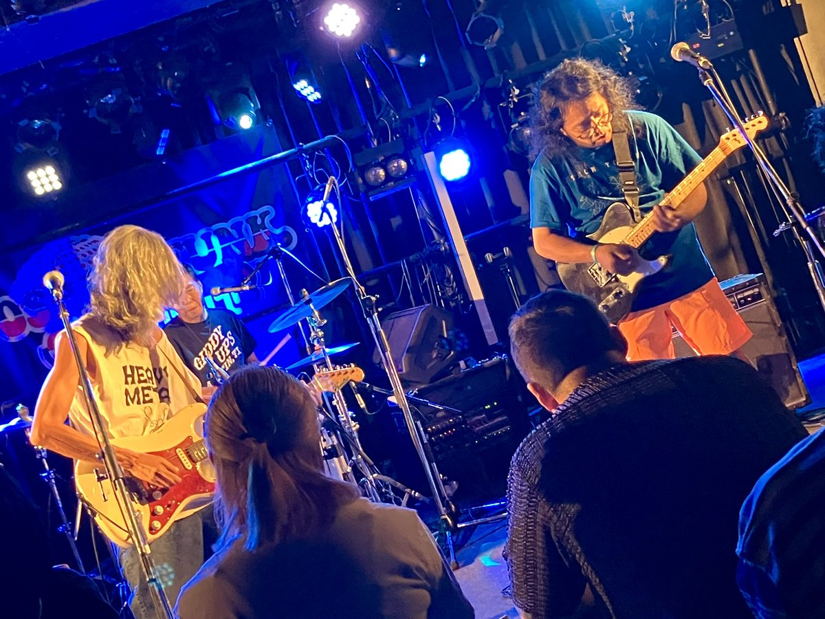 macchan1127's tweet photo. The Familytone@Zeela
めちゃくちゃスローな曲でフロアを沸かせるいぶし銀のプレイ🎸そこから一気に爆音で跳ね上げる振り幅がめっちゃ楽しい😆
#osakafunkgrammar https://t.co/K0j3n31va8