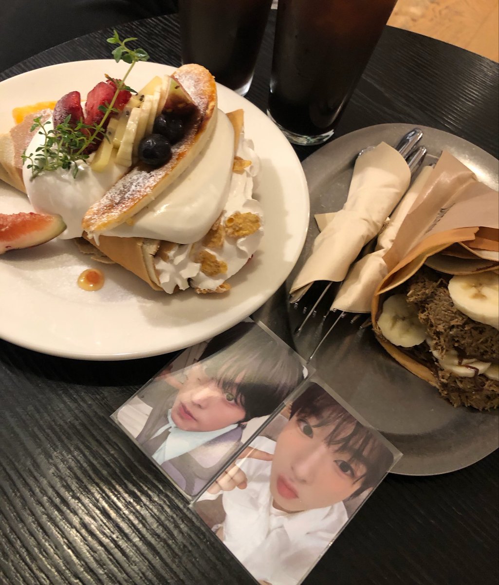 0six28's tweet photo. 너무 목말라서 참지 못하고 아아 한입 마신 두 번째 사진은 무시해 주세요….ㅎㅎ
무화과 쫀맛 ￼💋💋

📍크레페보이 https://t.co/IONQnMIDHj