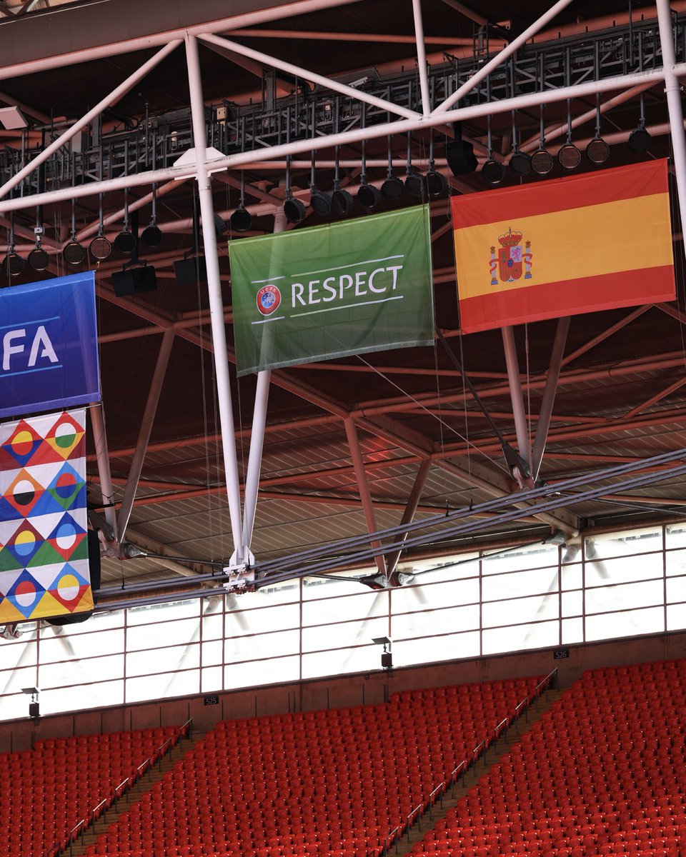 wembleystadium's tweet photo. The small details switching back into sport ✨ https://t.co/bKvOWAIygo