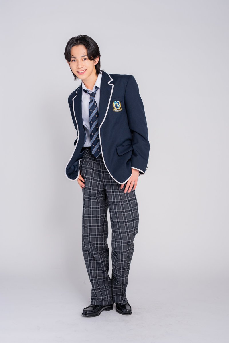 TVGweb's tweet photo. ＼「GTO」生徒役連載🏫／
最終回は佐藤颯真役・難波碧空

クールで無口、不思議な存在感を放つ
颯真が最終話のキーパーソンに🔑
「本当に僕でいいのかな」

演技やプライベートなどを親身に話し
生徒と絶妙な距離感を保つ反町隆史を💭
「全部尊敬しています」

https://t.co/R9yQm3qV5E

#GTO https://t.co/WbTSxIYV8M