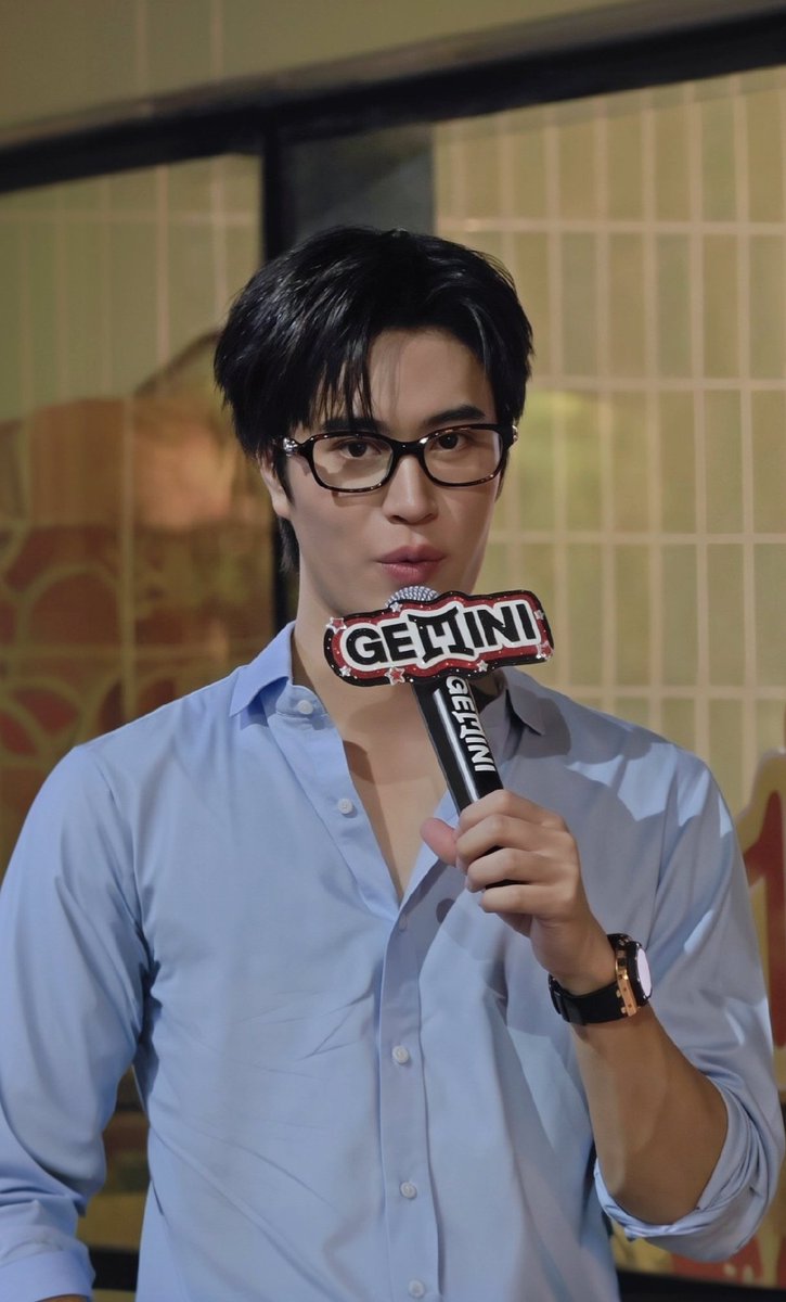 twentynine35's tweet photo. คิดถึงแว่นว่ะ 😎 https://t.co/GLouXXgqZx
