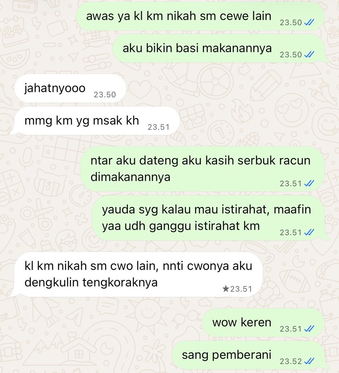 reportharian's tweet photo. i cry a lot, everyday. just bcs read this chat.
btw kl search kata “nikah” di chat wa doang aj ada 80+ yg prnah dibahas. sesering itu kita bahas dgn excited. dan skrg kita “melanjutkan hidup” masing2😊 sedihnya lg, kl search “nikah” di yg skrg, yg keluar cm 1 https://t.co/zbwxv9Acqk