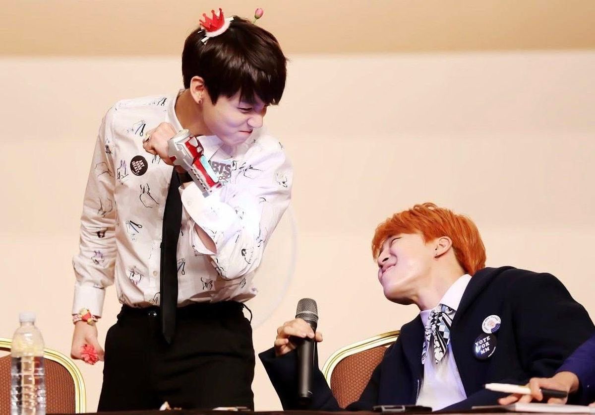 koomiHQ's tweet photo. Their crush era was everything https://t.co/Lind3rDWvx