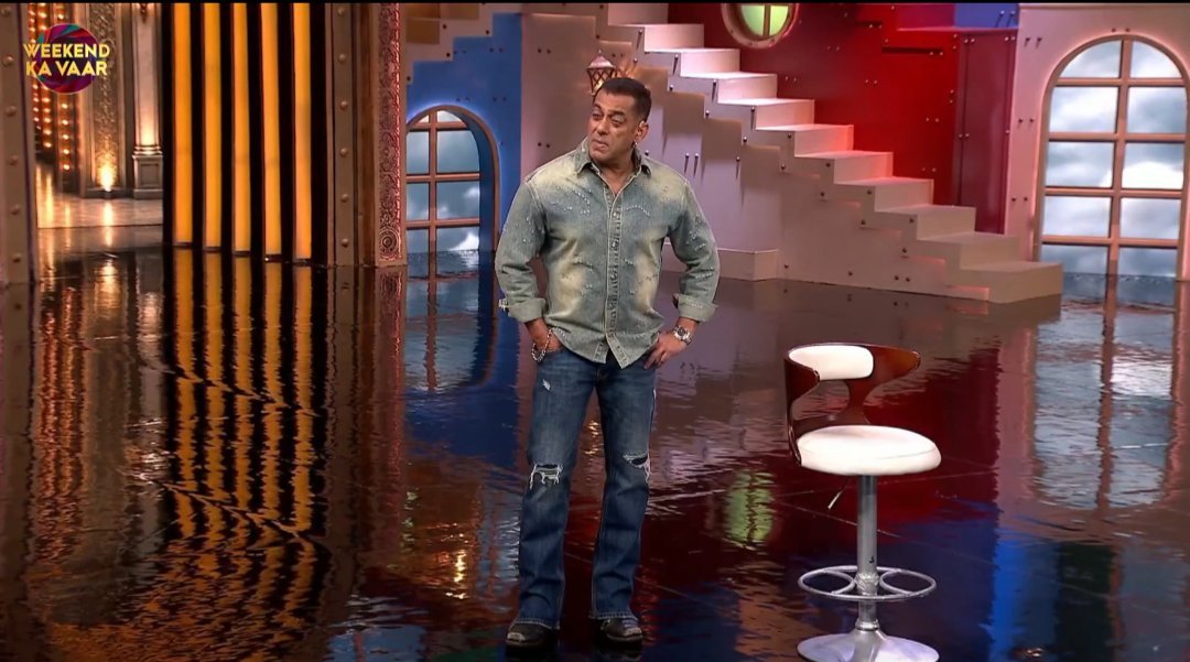 Abhii_18W's tweet photo. So according to Salman Khan, calling someone “Women” is wrong, but calling someone **“GANJI GUDIYA” or “G KE BAALO KA PASEENA” is somehow okay? 🤮  #WeekendKaVaar
#ScoutOp https://t.co/QePgHPhmKi