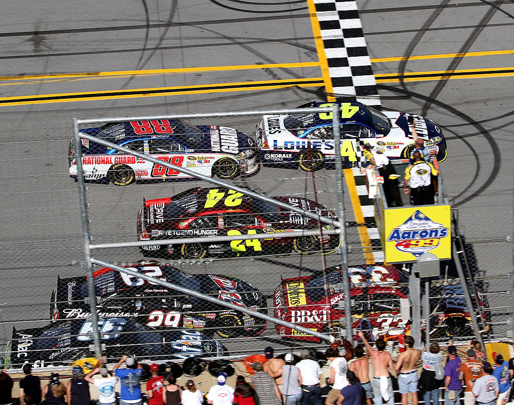 STaranto92's tweet photo. Closest finishes in the NASCAR Cup Series in-between F1's closest finishes in over two decades:

Kansas 2024 - .001
Darlington 2003 - .002
Talladega 2011 - .002
Atlanta 2024 - .003 (.007 back to third place)
2007 Pepsi 400 - .005
Talladega 2024 - .006
Talladega 2019 - .007
Talladega 2020 - .007
Rockingham 2004 - .010
2016 Daytona 500 - .010
Phoenix 2016 - .010
Talladega 2010 - .011
2020 Daytona 500 - .014
Homestead 2005 - .017
Talladega 2011 - .018
2007 Daytona 500 - .020

and so forth and so forth