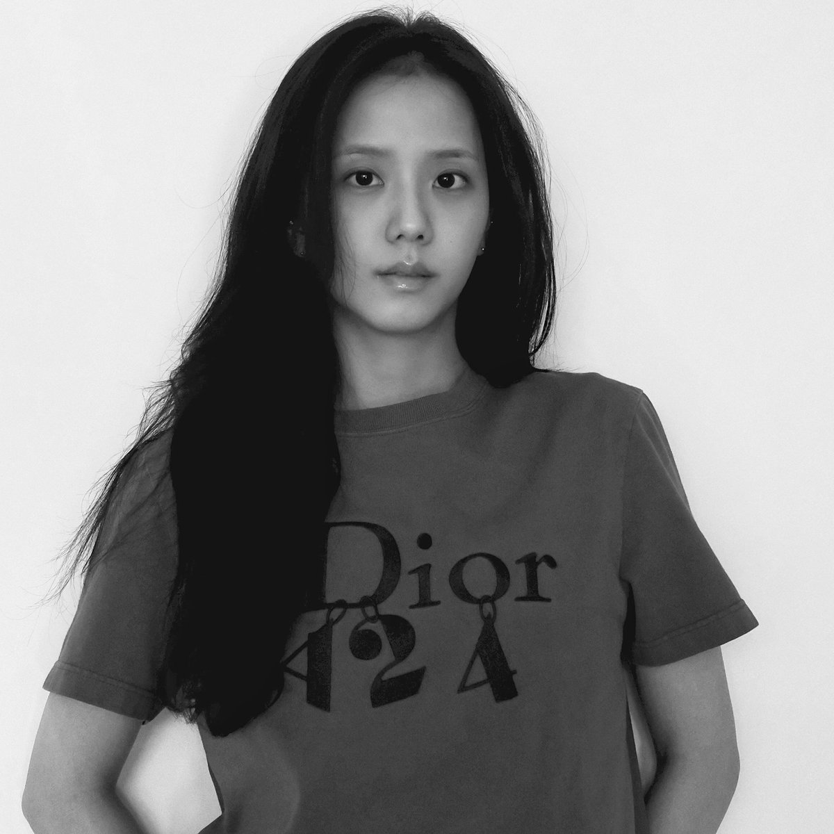 PopVivaa's tweet photo. JISOO https://t.co/UWO9ZGnI0r