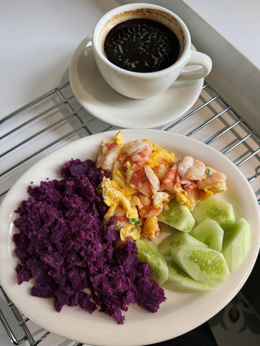 FayeMoments's tweet photo. Start your weekend with a nutritious and satisfying breakfast that supports your fat-loss goals. Healthy habits, happy mornings! https://t.co/d1vWmIynxp