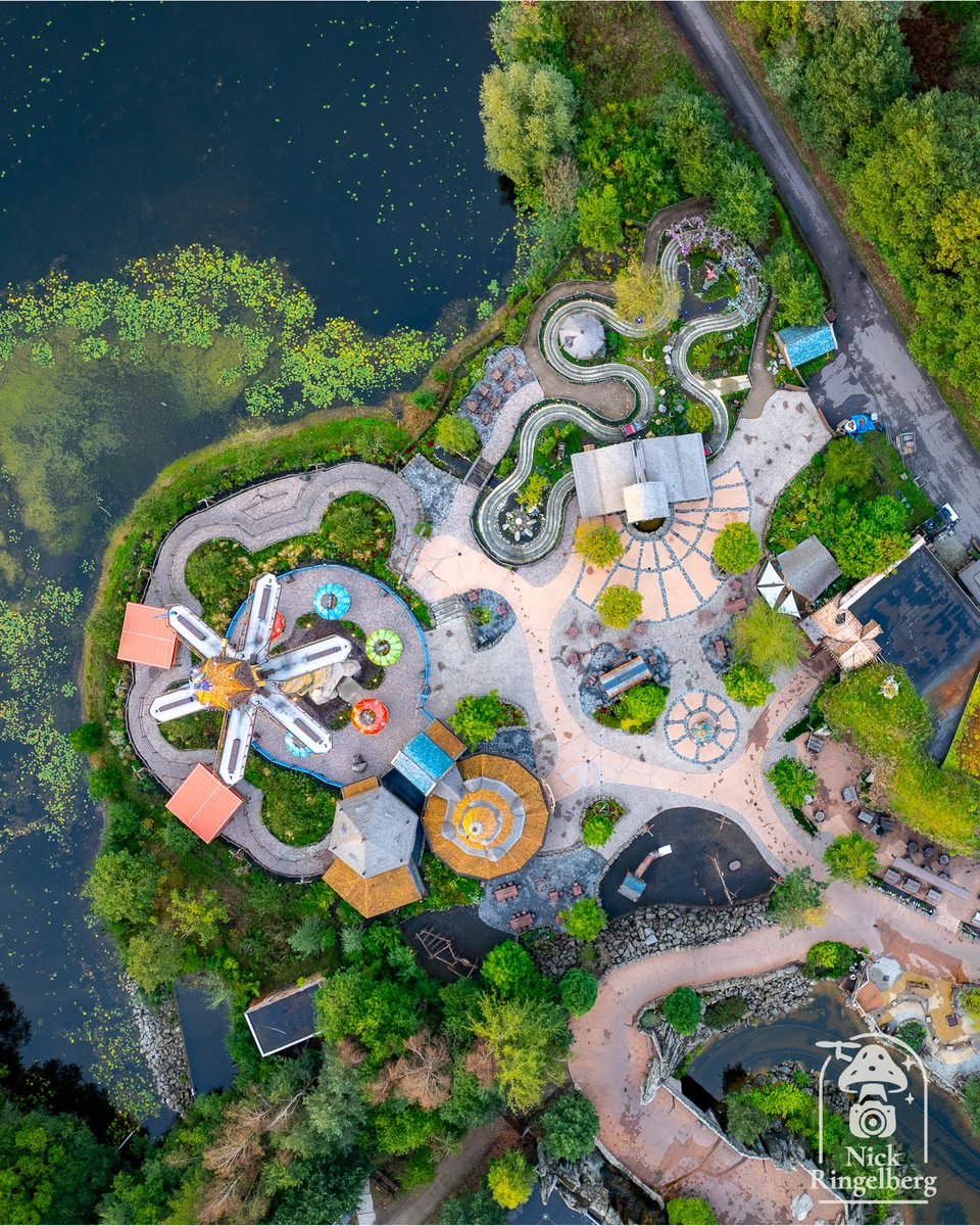 RingelbergNick's tweet photo. Toverland!
#toverland #themeparks #dronephoto #limburg
📍 Toverland https://t.co/4drrToIKi2