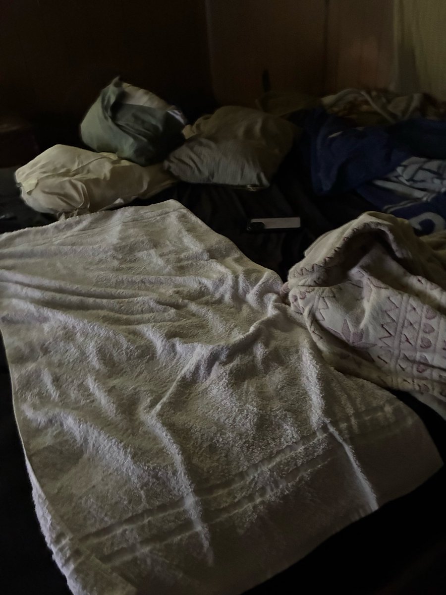 softmaxxingg's tweet photo. towel time🥰 https://t.co/naEFwjc9eY