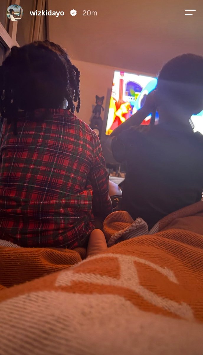 Elozino__'s tweet photo. Wizkid via IG 📸

A daddy &amp; More 🩷❤️❤️

"Happy life with my family". https://t.co/BjXdtJ5Mhd