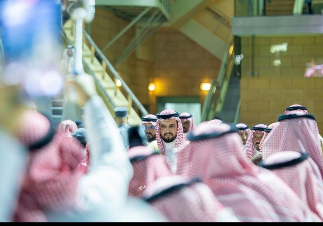 alatawi_badr's tweet photo. البطل (باور أوف بيوتي ) يتوَّج بطلاً لميدان الملك خالد 

الف مبروك الامير المحبوب  سعود بن سلمان بن عبدالعزيز 
عرض مميز  ما شا الله تبارك الله  
@HRHPSAUDS https://t.co/TKAxCz3pjy