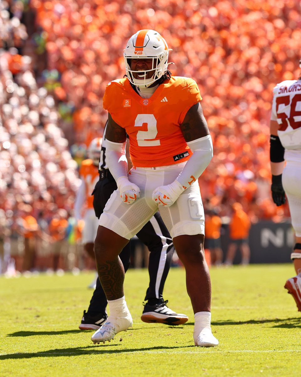 Vol_Football's tweet photo. 🤜🤛 https://t.co/rNVoevytb1