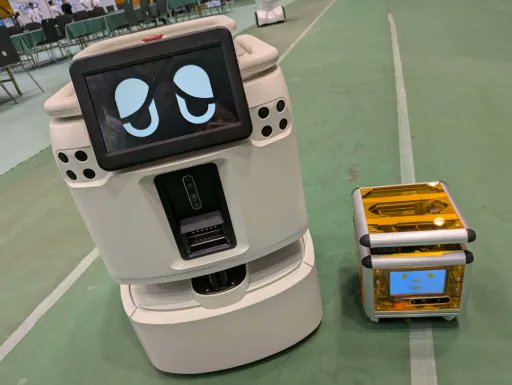 Cube_petit_2022's tweet photo. 遅ればせながら #ROSCONJP2026 の写真③📷
個性豊かなロボットたち、ちっちゃいものズのあつまり

#ROSCON #ROSCONJP #ROS2 #cube_petit https://t.co/1As1e6ZPou