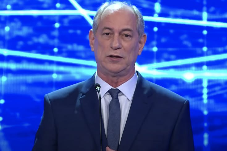 charlotekirk's tweet photo. Eu sou a única que vê semelhança entre o Ciro Gomes e o Benjamin Netanyahu? https://t.co/X4eK4zqdpb