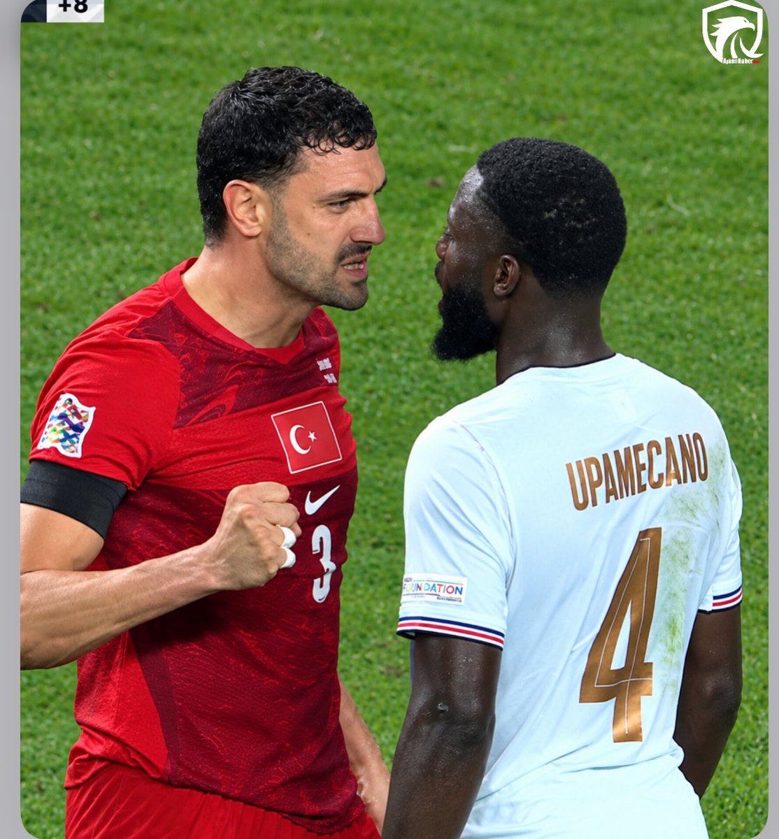dry3428's tweet photo. Yarattığınız milli takım işte bu!!! Sahada futbolu ile kalitesini ortaya koymak yerine, bozkurt işareti yapar!! Yumruğunu sıkar!!!  Ne zeki, ne çevik ne de ahlak var… bravo @TFForgtr menajerler takımınız bir harika 👏👏👏 https://t.co/EJG3ASPUHH