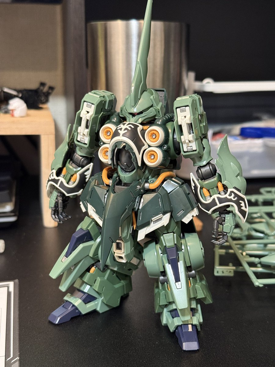 gunvessels's tweet photo. クシャトリヤ、途中経過やけどめちゃくちゃ密度感半端ない
あと、ビニールが全部パリパリ開けれるタイプなの好感度高い https://t.co/RGxsg6b6IT