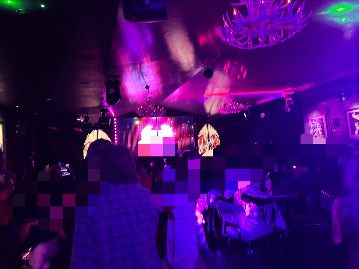 fuojshi's tweet photo. do u guys enjoy my livetweeting https://t.co/8iIj39qmtp