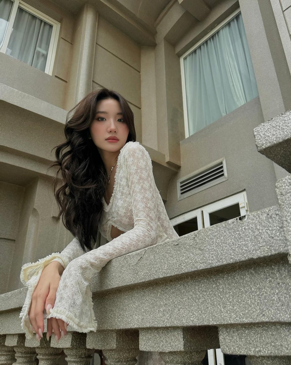 Junior1997BTS's tweet photo. 心の中にぽっかりと穴が空いたような、不思議な静けさ。たまにはこういうのも悪くない。 🎉🌟
fuUG https://t.co/CUWf3nN91N
