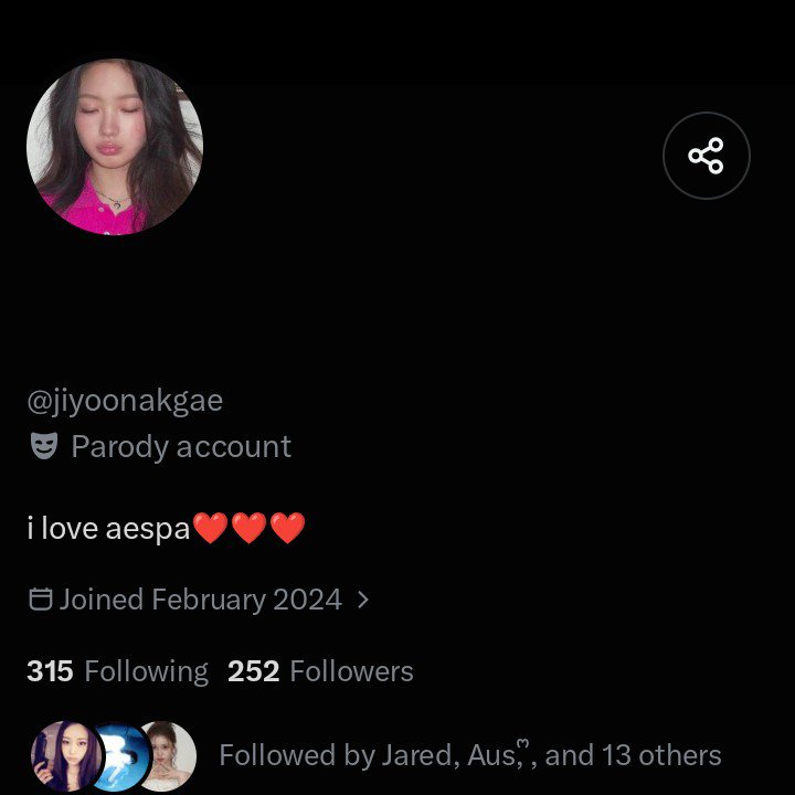Queen_1stNaya's tweet photo. I'm sorry but if you're still moots with this account as a Naya then you're in support of their disrespect to izna members. It's ok to not want to support izna after jiyoon left but saying awful things about the them is crazy 💔, I don't think any Naya would do that to jiyoon 😞 https://t.co/F9oORSsvEM