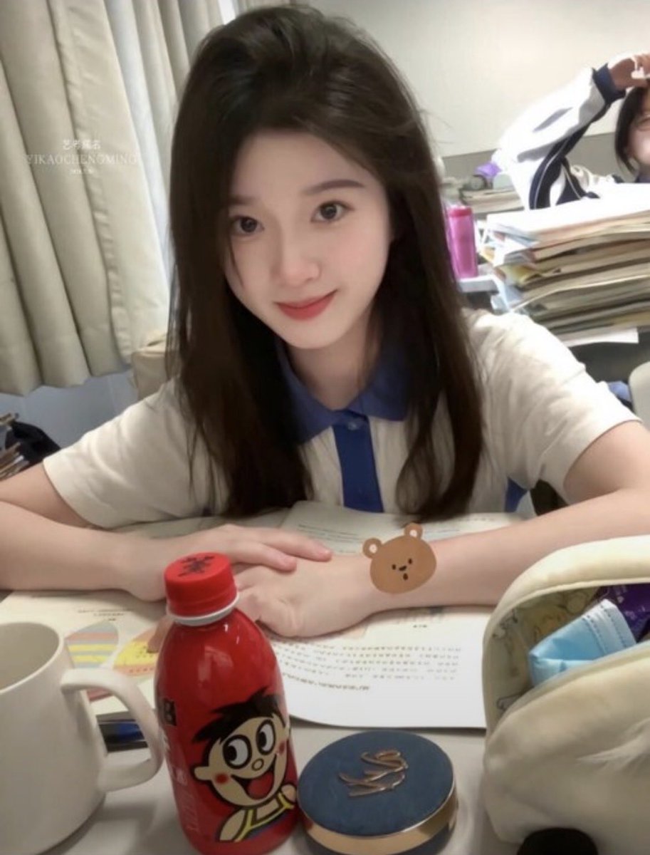 mi_nancy106's tweet photo. 有男生要来锐评我21的福嘛🥺                                                                

刚睡醒来X发泄了                    

流言6我真发😝 https://t.co/v9FsG1QRHS