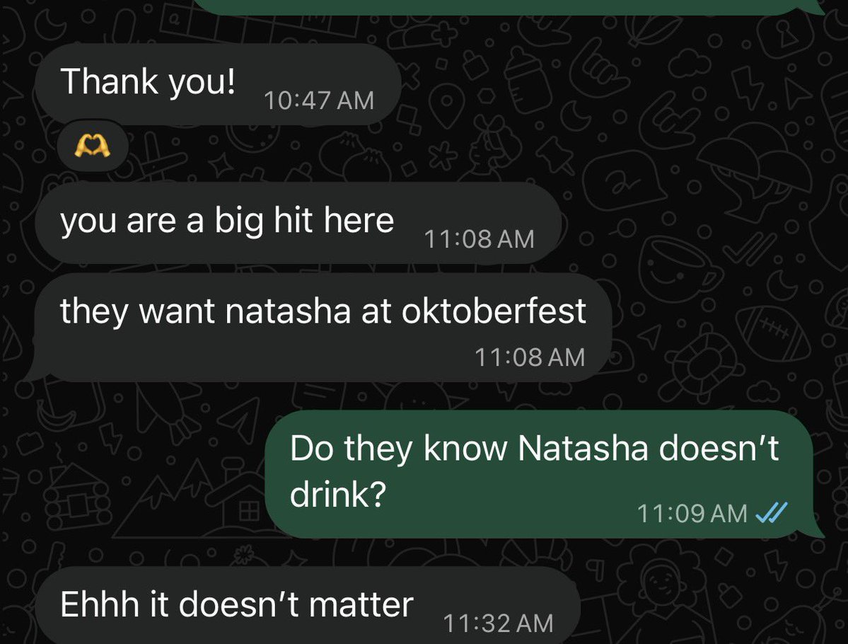 marunnate's tweet photo. My brother is once again telling friends and/or strangers how cool I am lol https://t.co/iVfIWqidQR