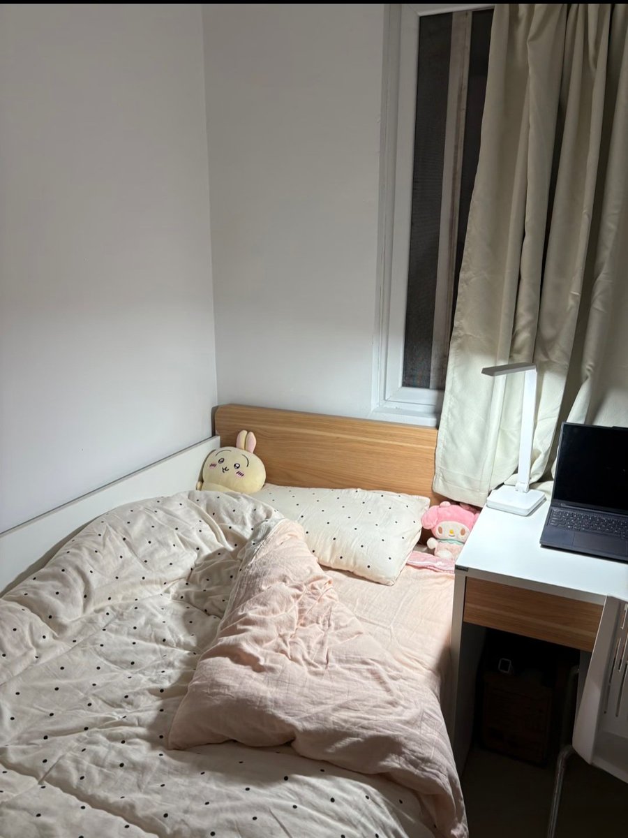 skyecorner96's tweet photo. home feels extra warm tonight 🤍 https://t.co/OGDIv375QA