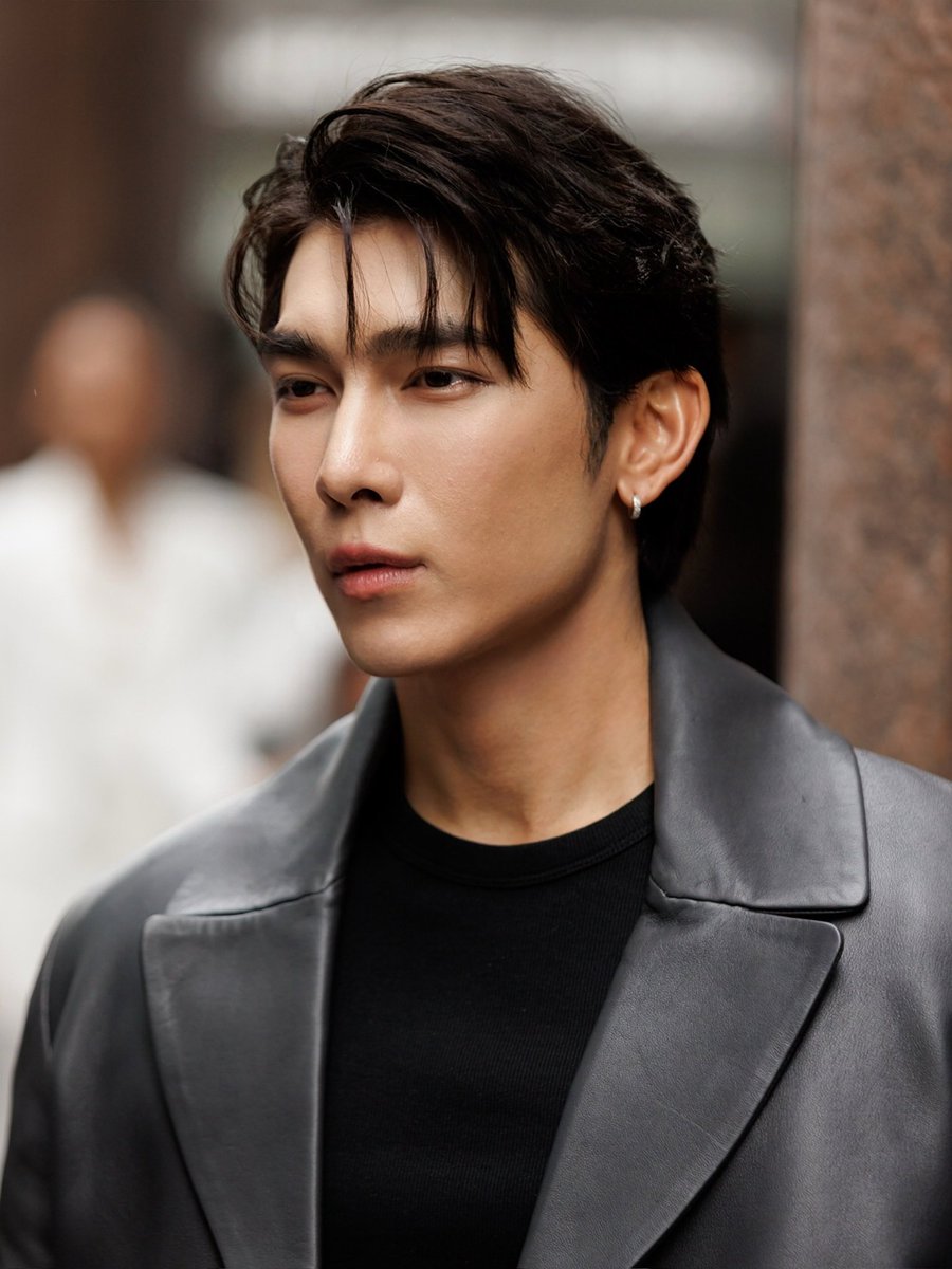 bluelandmh95's tweet photo. Mew Suppasit with COS 👏👍😊
MEW COS IN NYFW
@MSuppasit #MewSuppasit
#cosAW26xMew #MEWinNYFW2026
#cos #cosAW26 #cosnyfw #NYFW https://t.co/M8nZxlbGtI
