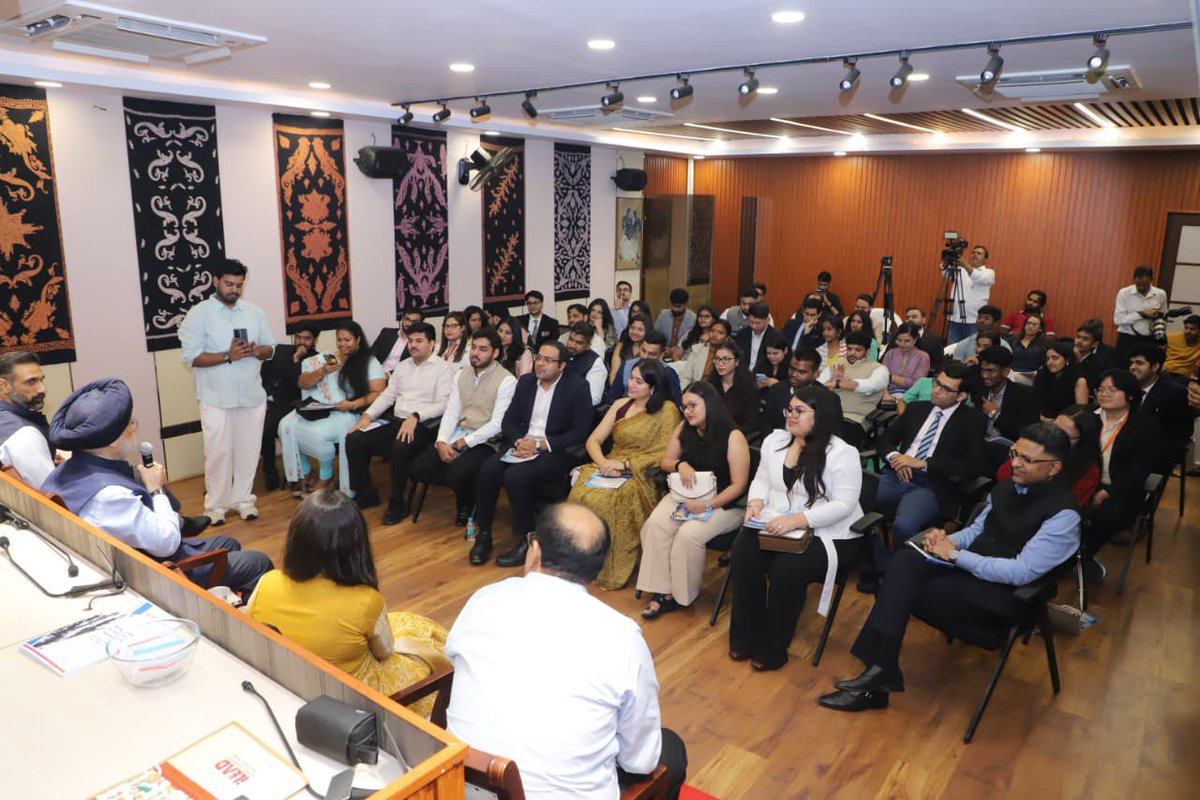 HardeepSPuri's tweet photo. Held an engaging and insightful interaction with a delegation of nearly 70 outstanding, confident and knowledgeable young professionals and researchers from diverse disciplines as part of the Rising Leaders Programme, organised by ILead Global Foundation @ileadglobe and India Office of Konrad Adenauer Stiftung @kas_india.

India is scripting an unprecedented energy security story under the visionary leadership of PM @narendramodi Ji. Today, India’s energy diplomacy resonates across the world as we secure uninterrupted supplies, diversify our energy basket and ensure access to affordable and sustainable energy for our citizens, despite the ongoing geopolitical crises affecting major global energy-producing regions.
Even as several parts of the world grappled with an energy shock and surging fuel prices, India stood out for maintaining stable domestic fuel prices, and shielding its citizens from the full impact of global volatility.

We also discussed how India is the world’s 3rd largest energy consumer, 3rd largest crude oil importer and 4th largest refiner, consuming around 5 million barrels of oil per day. India is also expected to account for nearly 25% of global energy demand growth over the next two decades.

@PMOIndia 
@PetroleumMin @PIB_India