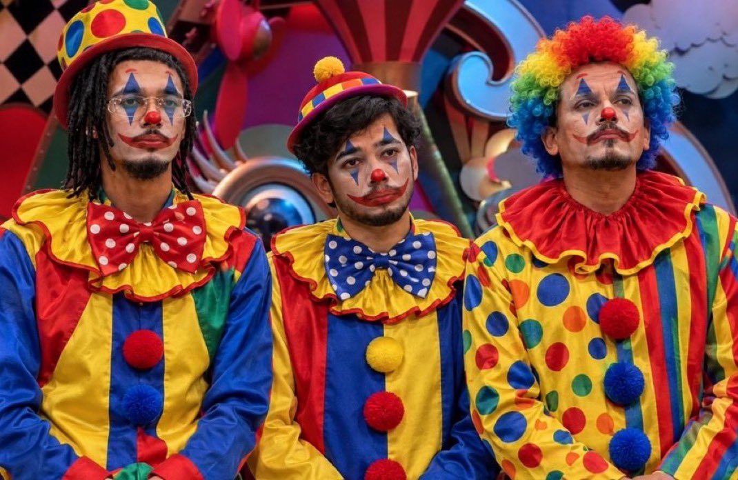 Coffeeiology6's tweet photo. BB20 ke certified three jokers. 😂

#BiggBoss20 • #BB20 https://t.co/nFzV1ZAHHn