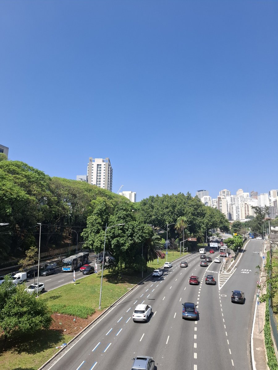 mthferrz's tweet photo. Como é bom ter Sol de volta nessa cidade https://t.co/FyHcPdT1Xp