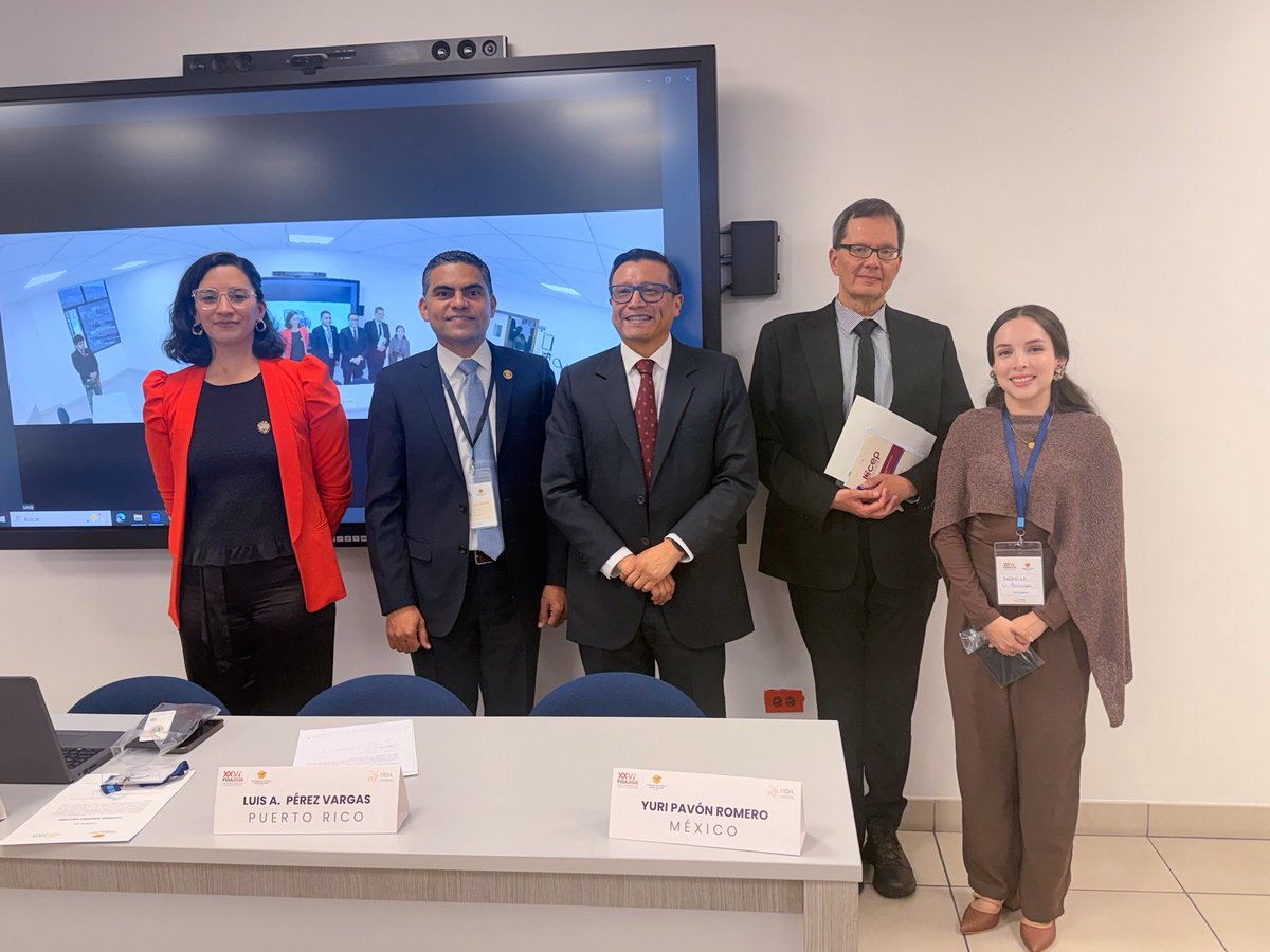 derechos_ec's tweet photo. XXV Congreso Iberoamericano de Derecho Administrativo - #FIDA2026:

⚖️ 25 de septiembre de 2026: Nuestra socia fundadora, @antonellasgb, estuvo presente en el último día del Congreso organizado por la @uasbecuador y el FIDA. https://t.co/otXTrfQNs4