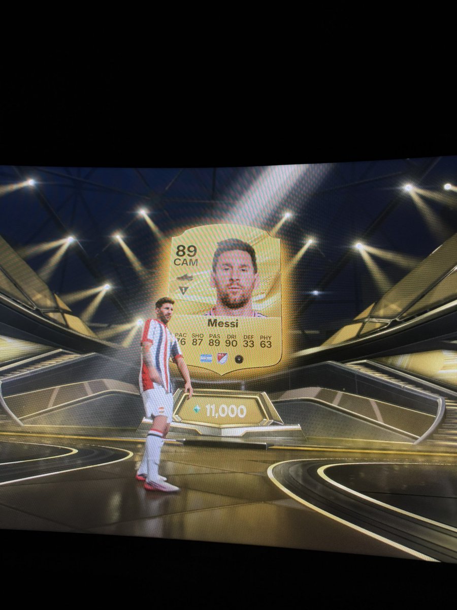 FUTzinkus's tweet photo. Tiki Tanaka FC 👏
I’ve hit the point where I grinded too hard now its time for a million Re-Rolls

#eafc #fc27 #fc https://t.co/H2hq2nu6GF