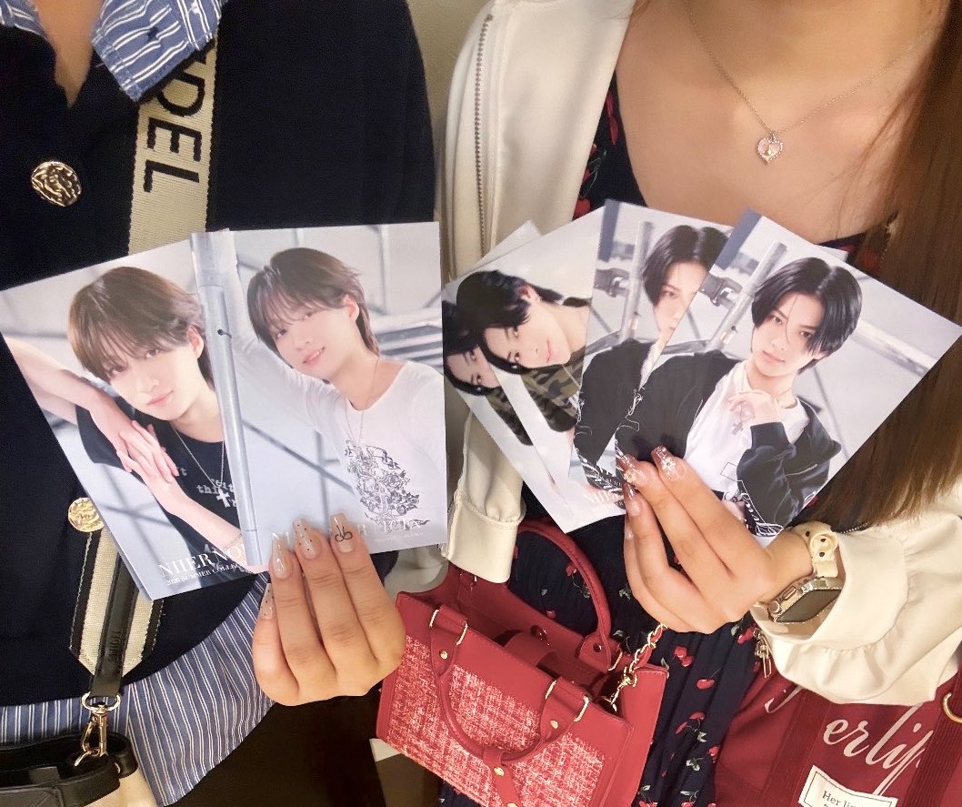 rnk0y1's tweet photo. #NIIERNOR お渡し会✉️♡
李玖優しすぎてだーーいすき(ㅠ︿ㅠ)💕 https://t.co/dFpwEw72Y0
