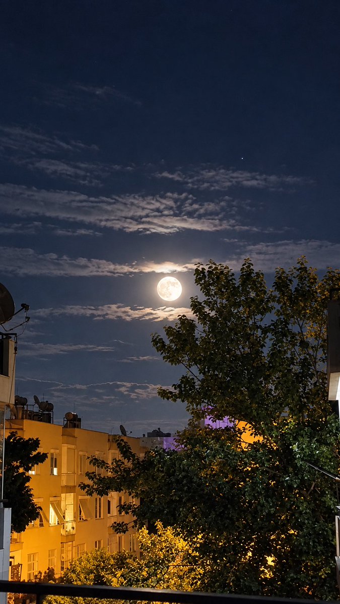 gd1040's tweet photo. 🌕 #Antalya #dolunay https://t.co/y4YyoUi7cF