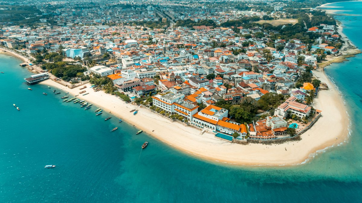 kemalist_nese's tweet photo. istanbulun bokluğuyla taşak geçmek için zanzibar filan diyordum, haksızlık ediyormuşum. Zanzibardan en az 50 yıl gerideymişiz amına koyim https://t.co/FAOyNrBz2M
