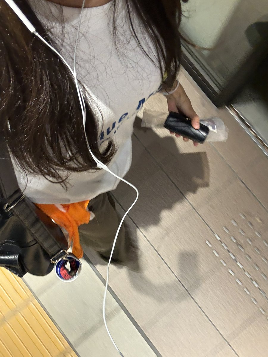 xnfizx's tweet photo. 連番友達ください♪♪♪
ここ以外のバンドも良く聞きます(*ᴗˬᴗ)
 #日曜日だし邦ロック好きと繋がりたい 
 #日曜日だし邦ロック好きな人と繋がりたい https://t.co/s4b4WWIwP1