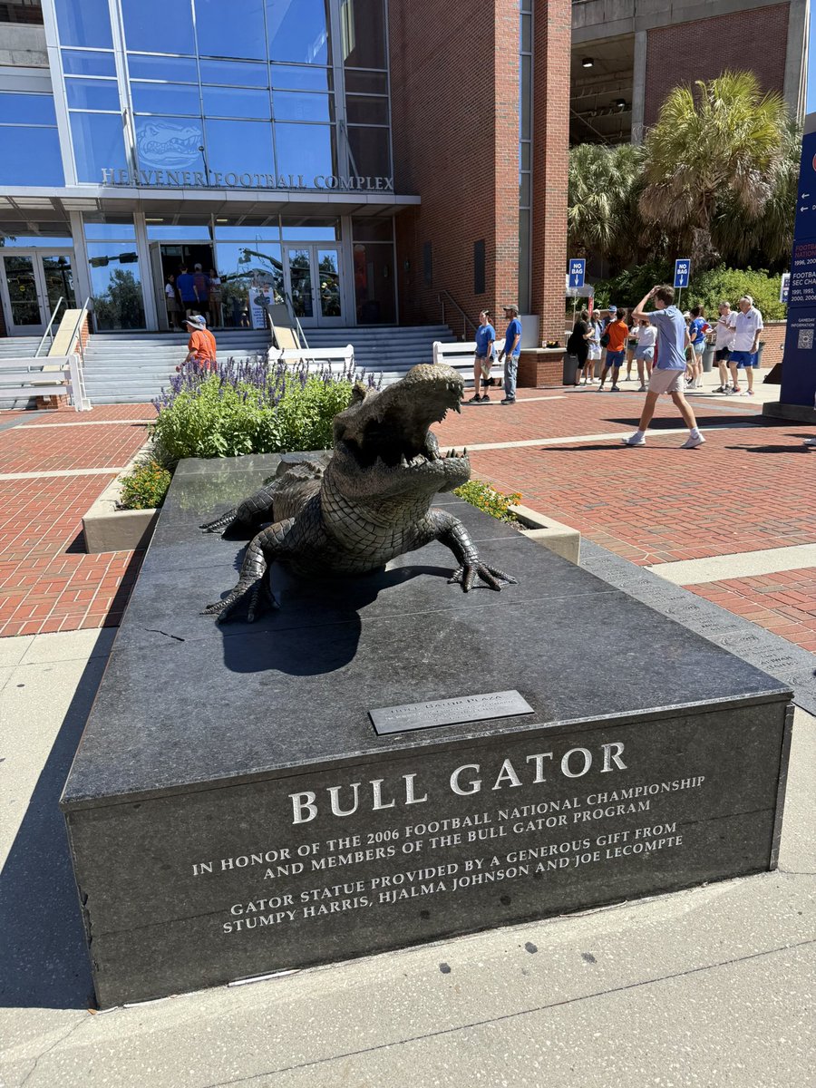 skol_jake's tweet photo. The #RespectOff has translated to gameday. Gators fans have been AWESOME and super hospitable. Looking forward to the game! #HottyToddy @GatorsFB https://t.co/yJRc1heMO4